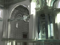 Image of interior of Ch of St Lorenzo, Venice - Link to International Allplan Forum