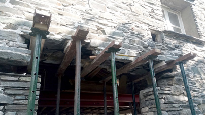 Cottage renovation near Hawkshead - use of micro abrasives on old oak timbers