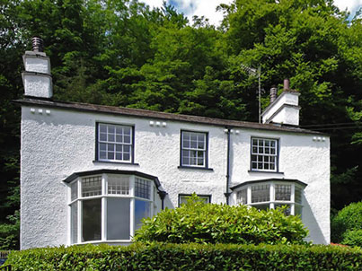 Listed Cottage after renovation view from lane - Click for larger image